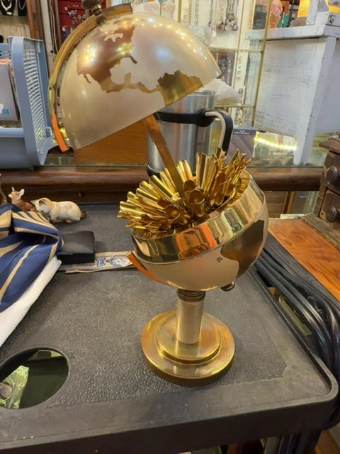 Vintage cigarette dispenser globe