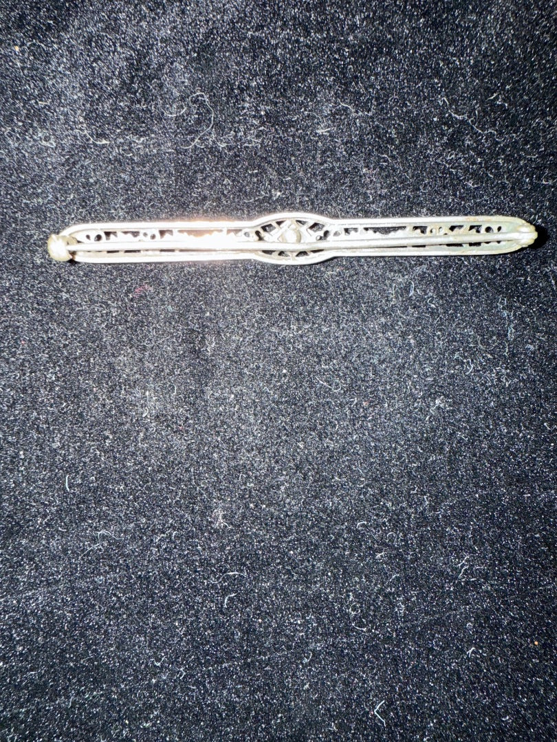 Silvertone Harrow Pi