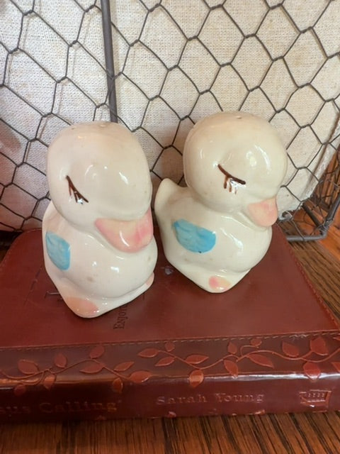 Pair of Ducks 3" Shawnee Salt & Pepper