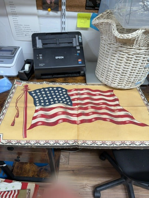 Felt tobacco flag, 28x16