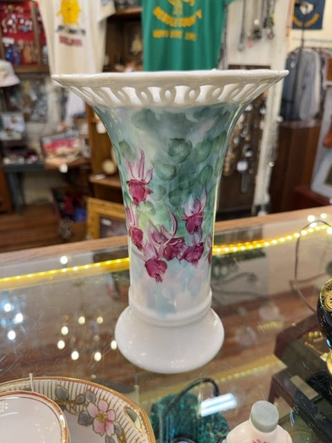 C M Evan’s hand painted vase