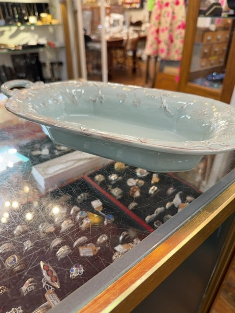 Serving dish