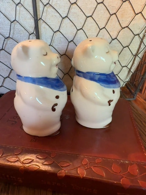 Blue Smiley Pigs Shawnee Salt & Pepper Shakers