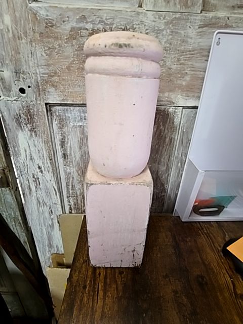Fence/pillar post