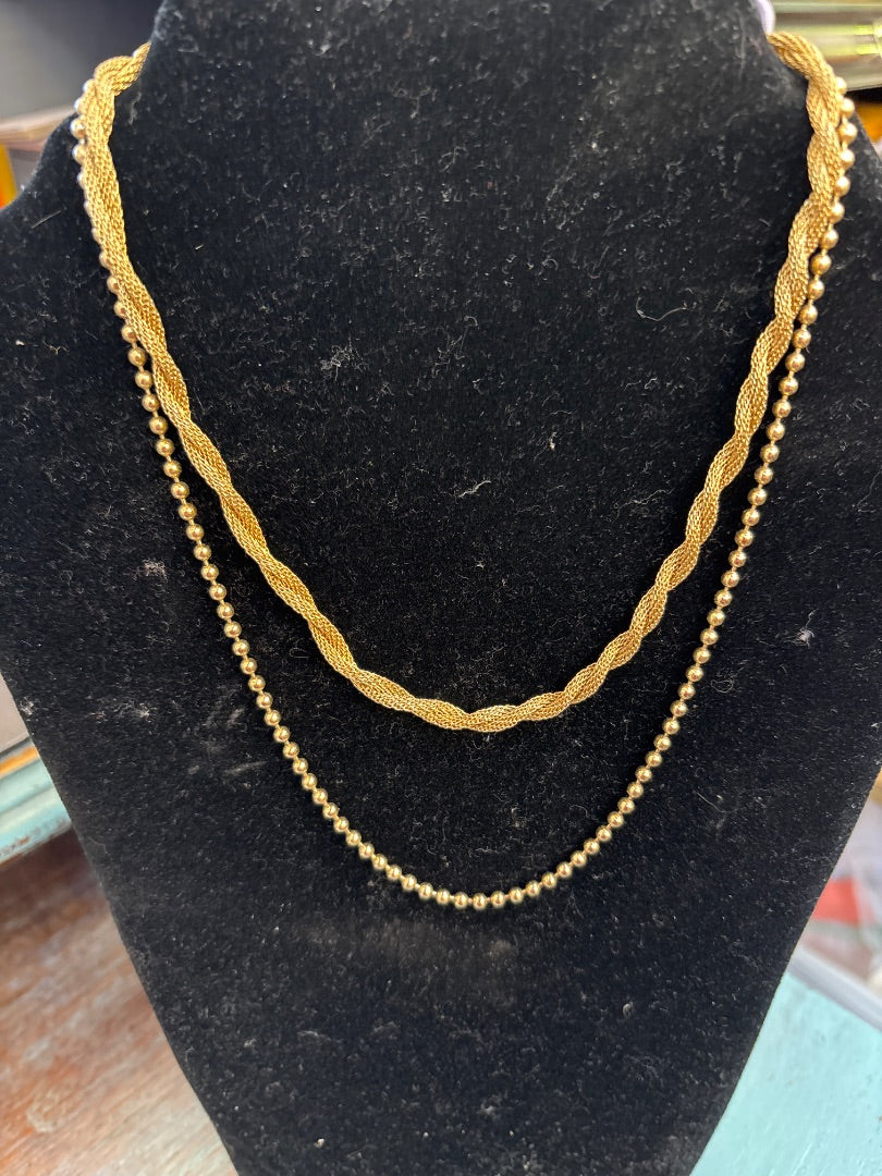 AVON Gold Braid Chain Necklace