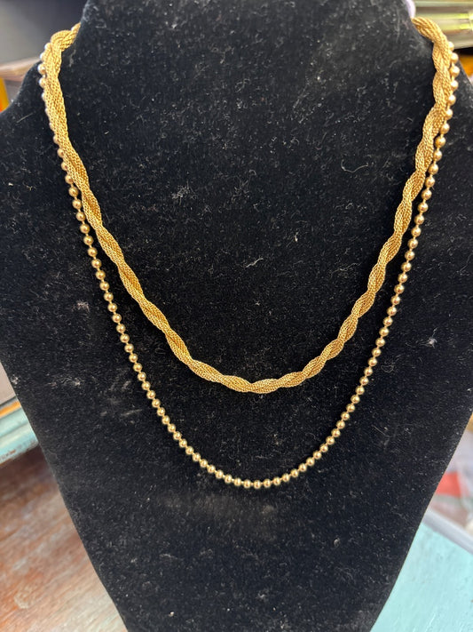 AVON Gold Braid Chain Necklace