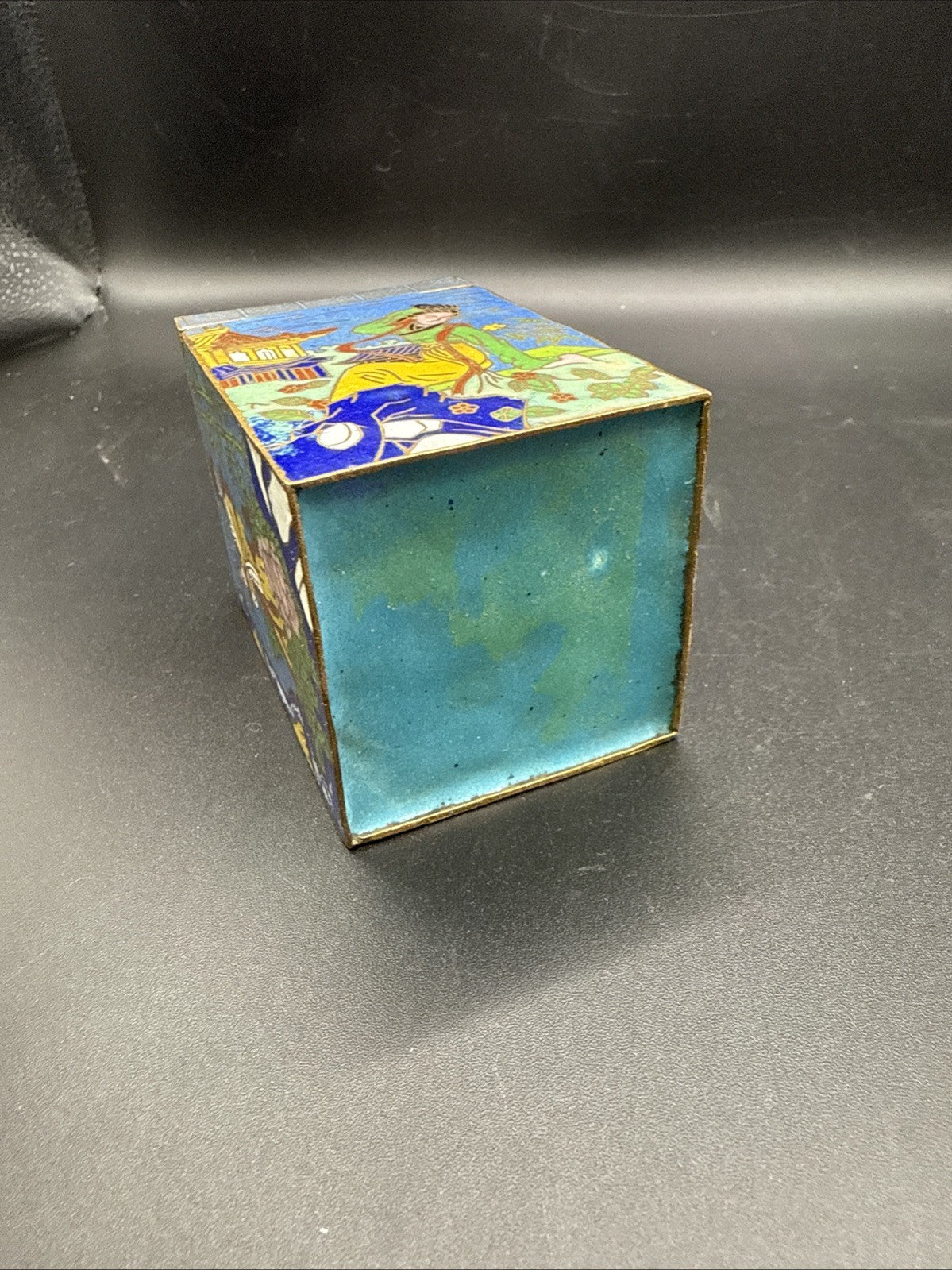 Blue Gold Asian Chinese Enamel Brass Cloisonne Round Box Vintage 3"