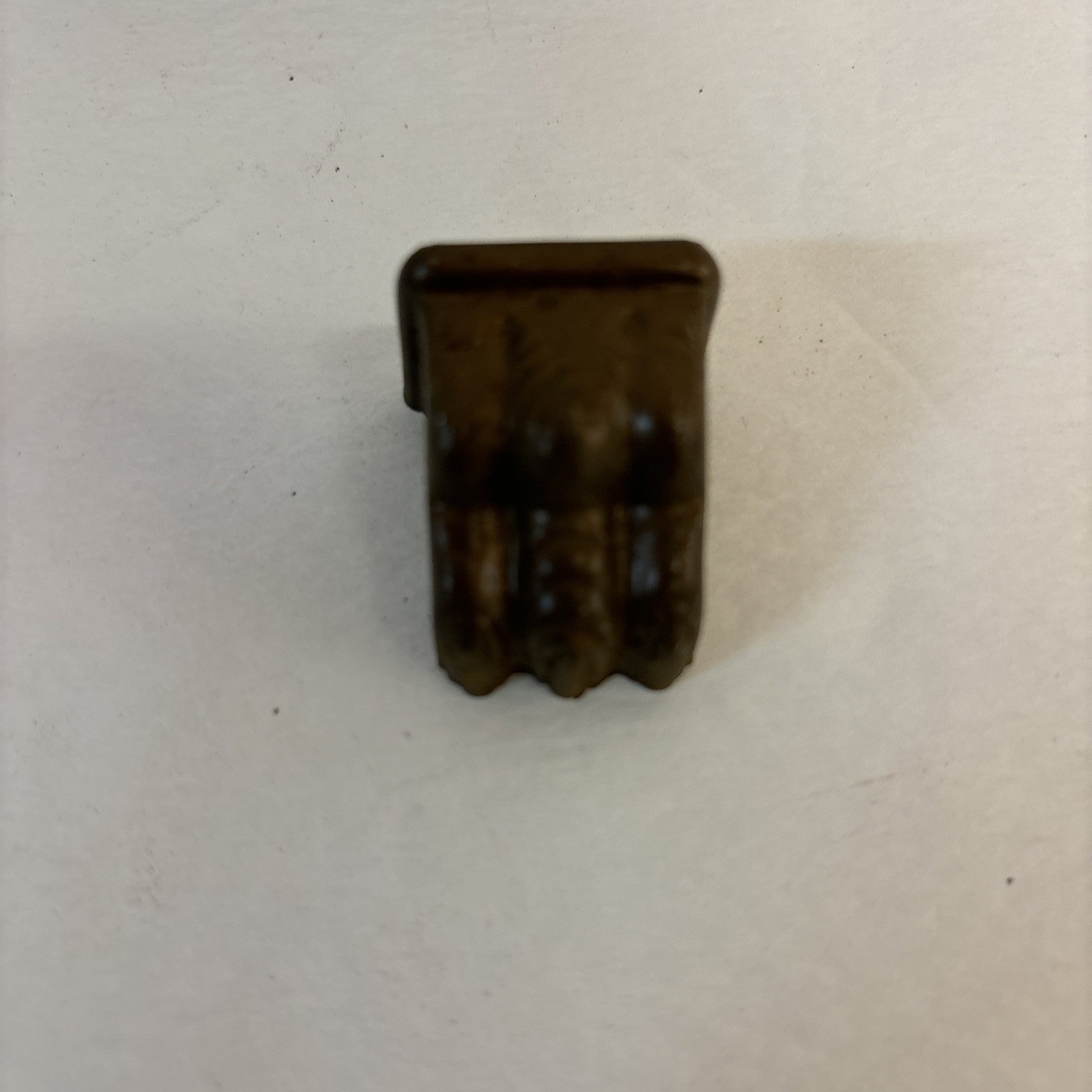 LOT OF 4 SMALL ANTIQUE BRASS 3-TOED CLAW FOOT SALVAGE