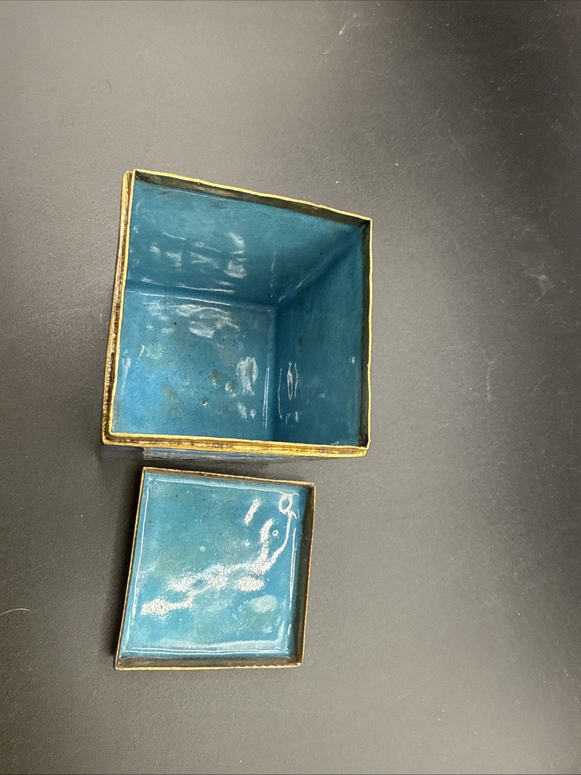 Blue Gold Asian Chinese Enamel Brass Cloisonne Round Box Vintage 3"