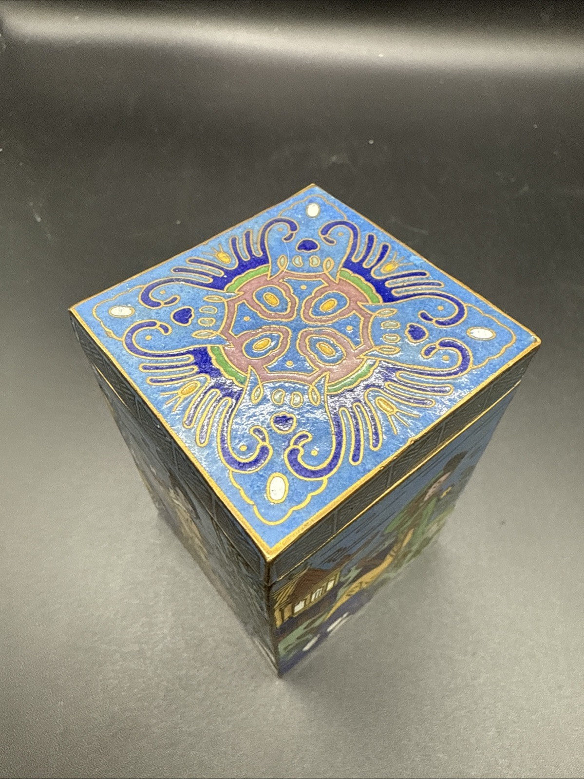 Blue Gold Asian Chinese Enamel Brass Cloisonne Round Box Vintage 3"